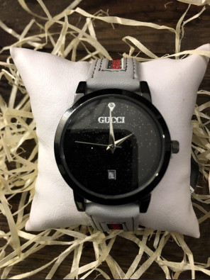 Наручний годинник - в стилі Gucci 