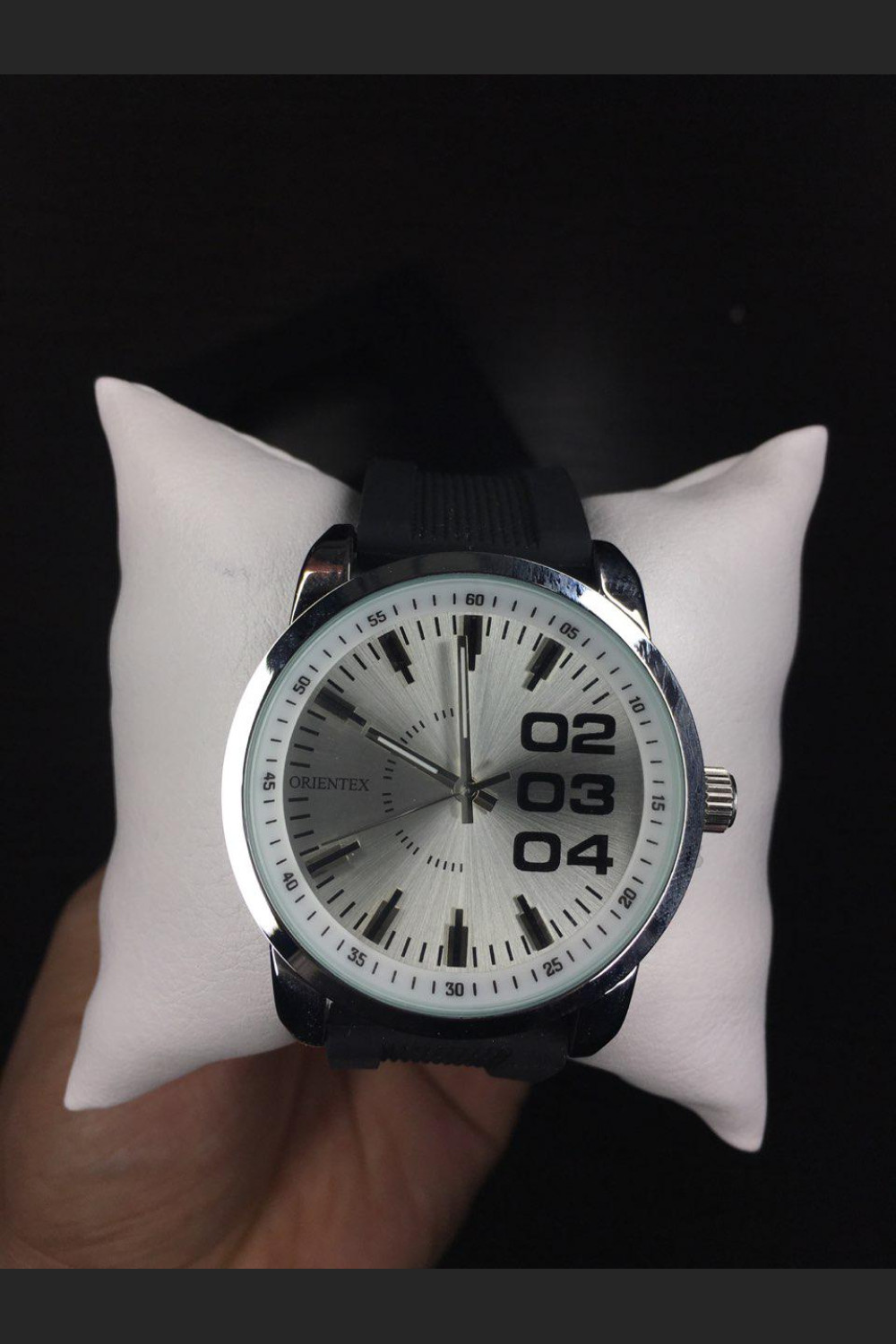 Наручний годинник - в стилі Orientex