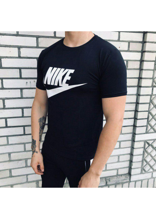 Мужская футболка - Чёрная