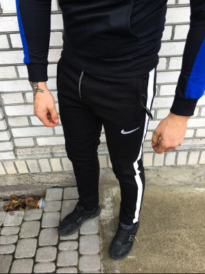 Чоловічі спортивні штани - В стилі Nike (Чорні, Теплі)