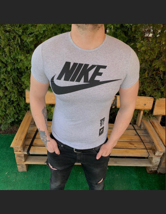 Чоловіча футболка - В стилі Nike (Сіра)