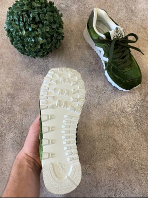 Жіночі кросівки New Balance зелені