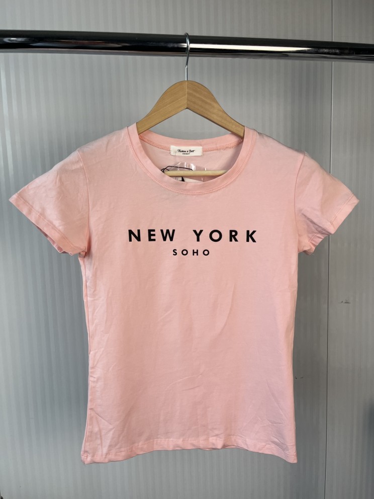 Жіноча рожева футболка New York Soho Жіноча рожева футболка New York Soho