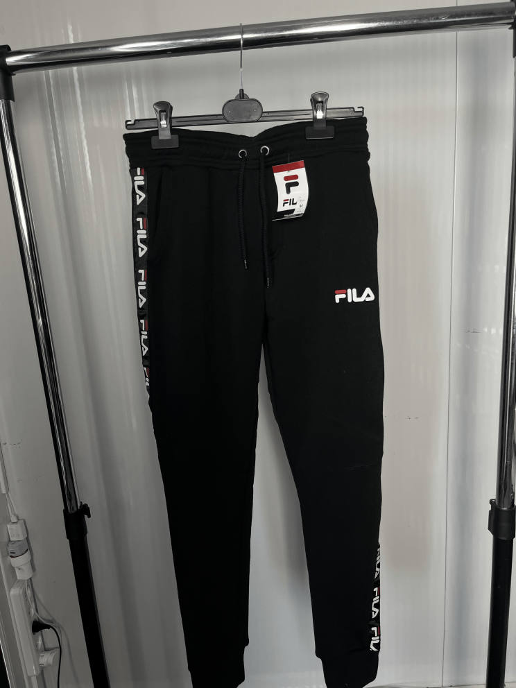 Чоловічі спортивні штани FILA чорні