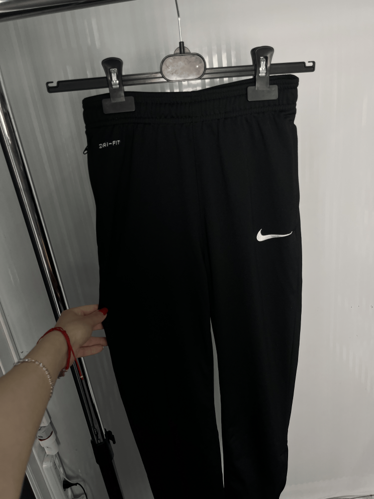 Чоловічі спортивні штани Nike Dri-FIT чорні