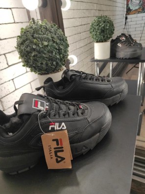 Жіночі кросівки FILA