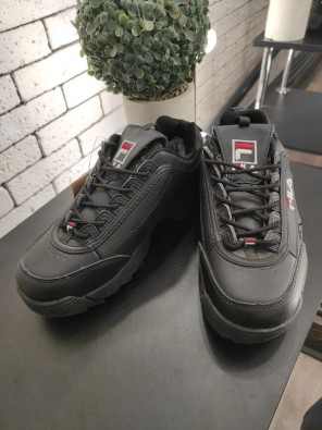 Жіночі кросівки FILA
