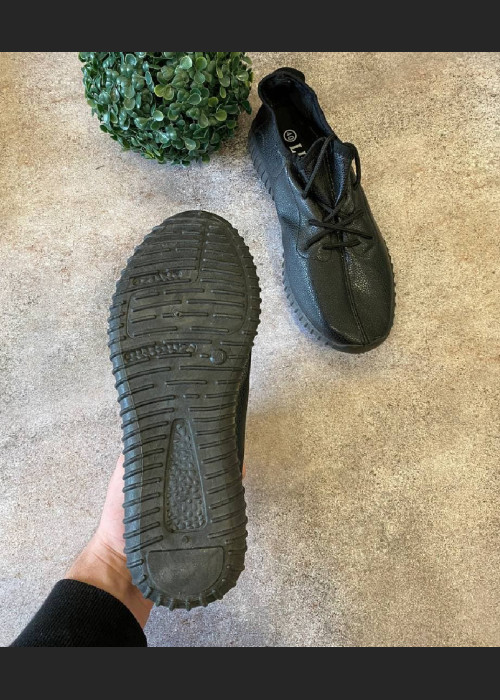 Кросівки - Чорні лаковані в стилі Adidas Yeezy 