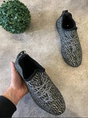 Кросівки - Сірі в стилі Adidas Yeezy
